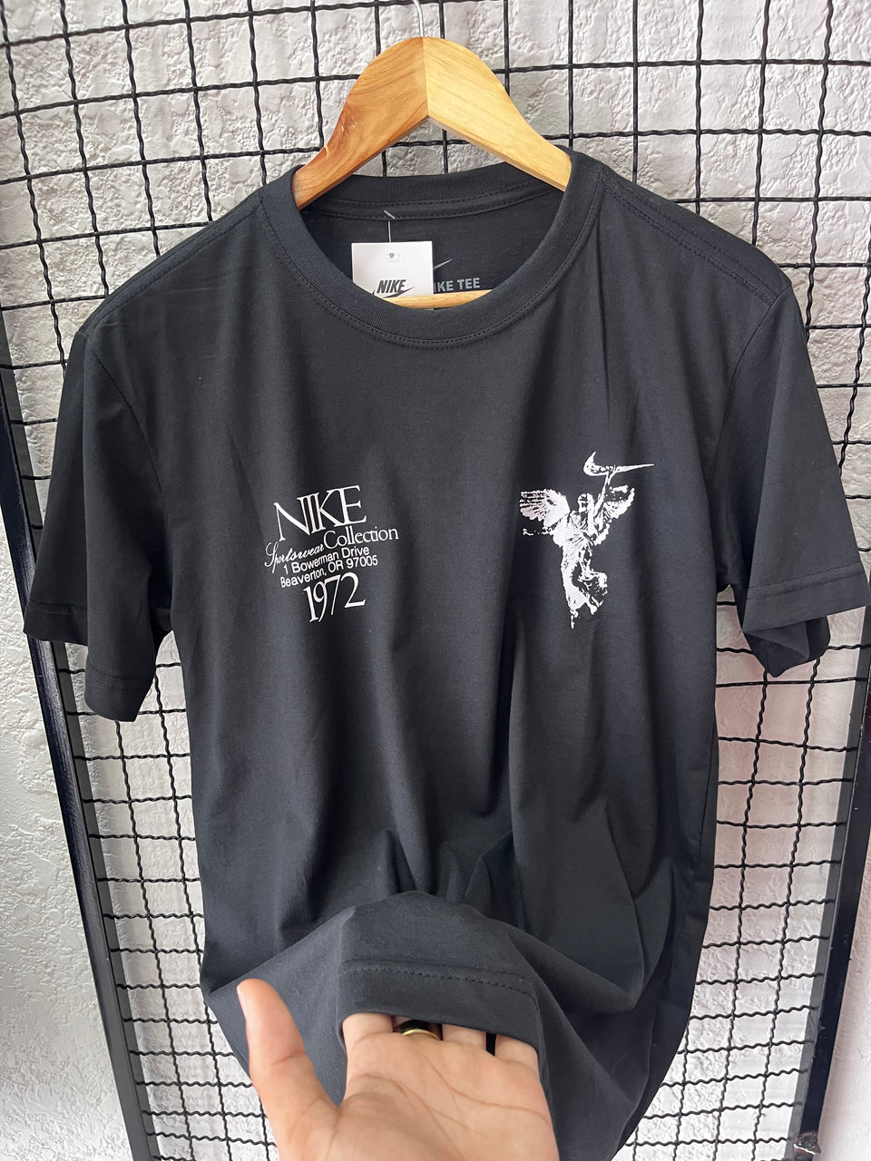 CAMISETA NK ON THE WINGS
