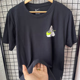 CAMISETA PALACE - PRETA