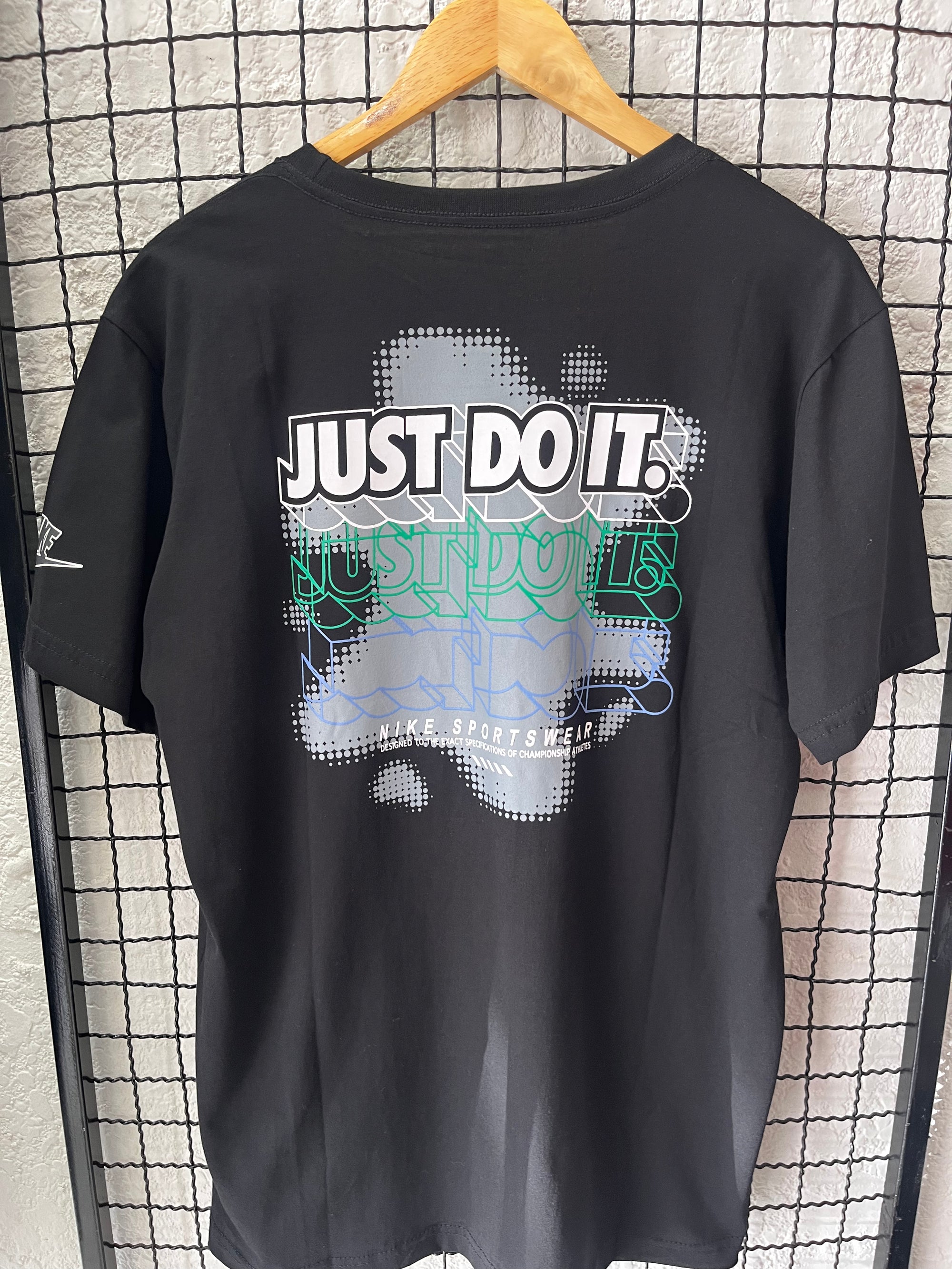 CAMISETA NK JUST DO IT.- PRETA