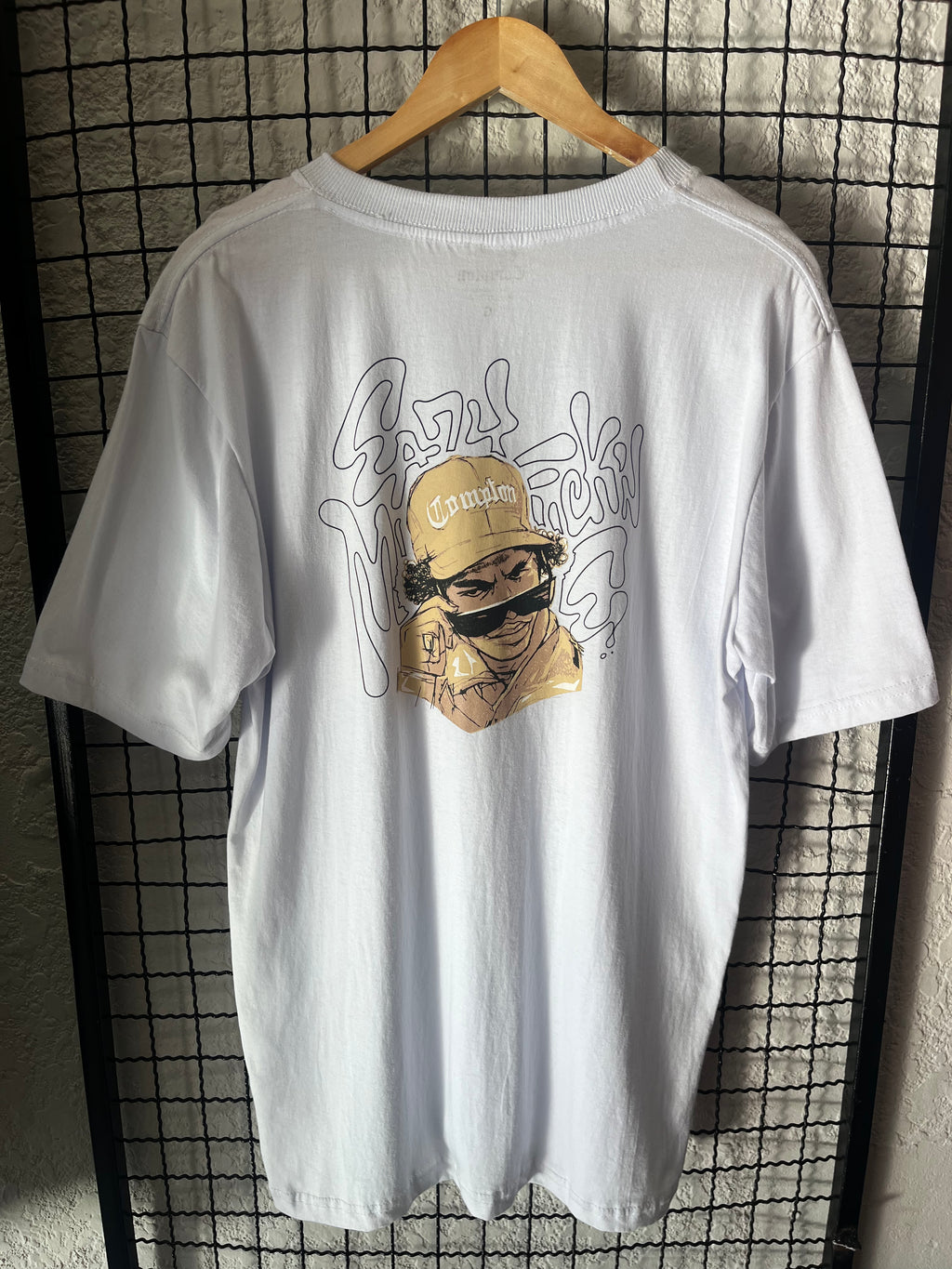 CAMISETA COMPTON JAY-Z - BRANCA