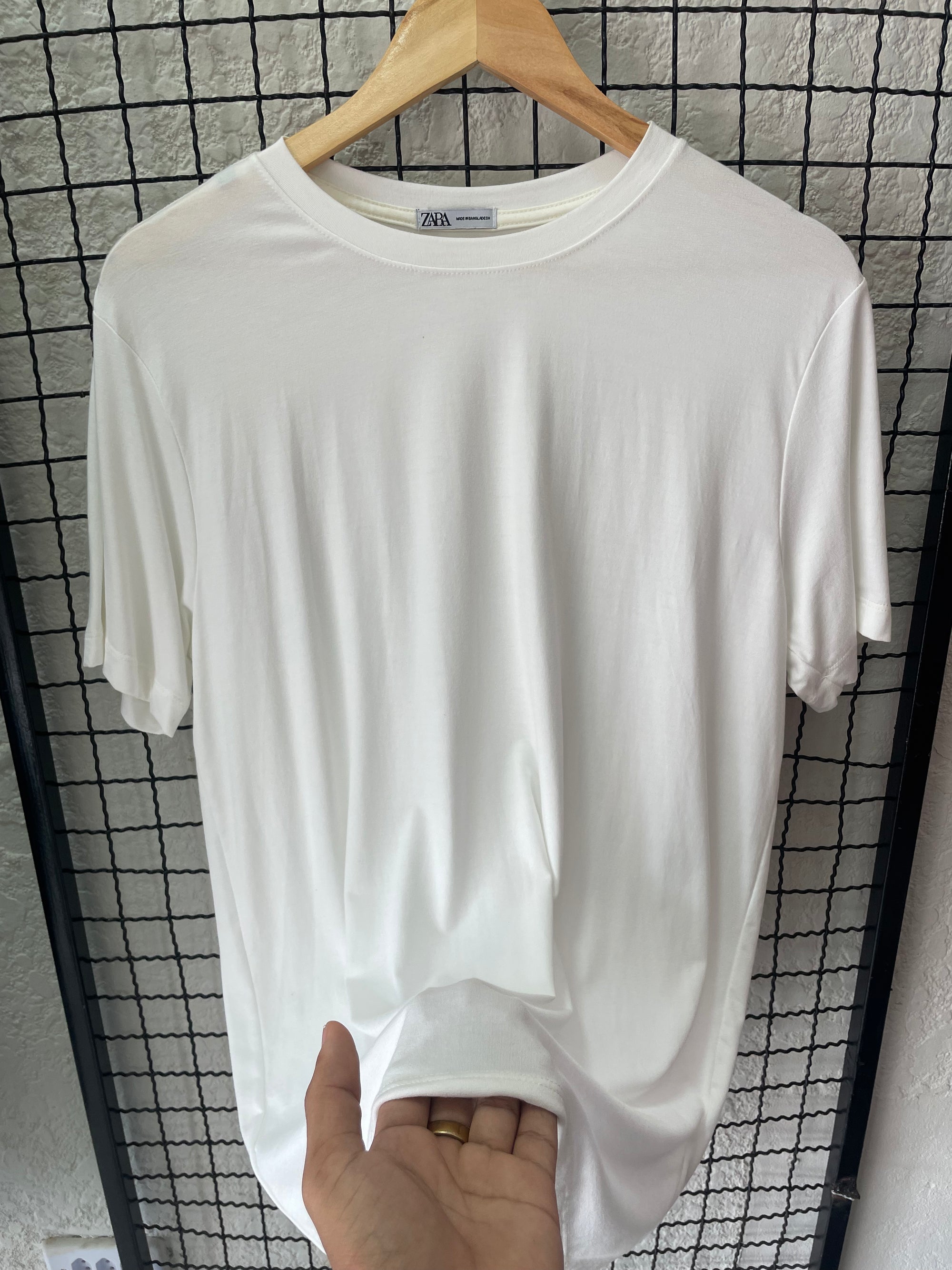 CAMISETA ZARA - BRANCA
