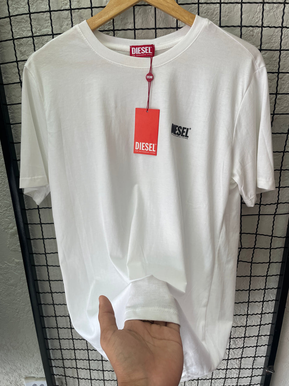 CAMISETA DISEL - BRANCA