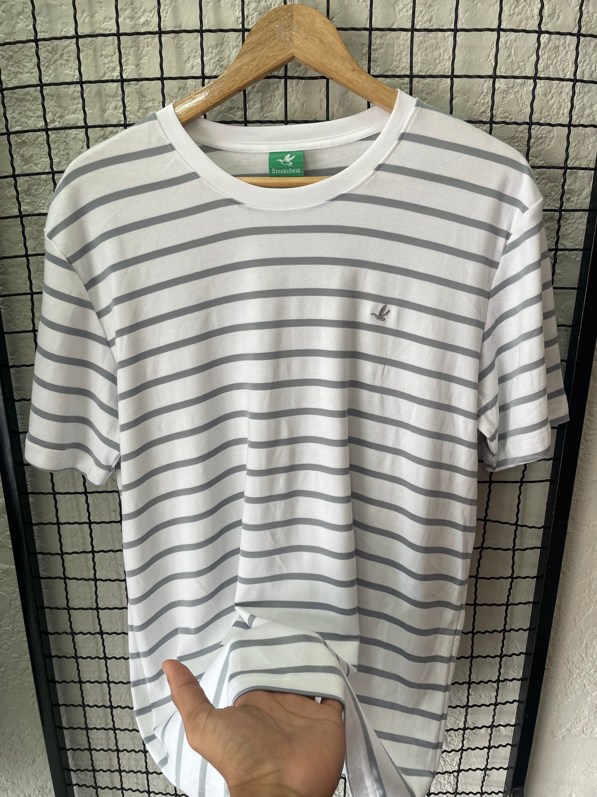 CAMISETA BROOKSFIELD - BRANCA