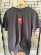 CAMISETA NK AIR MAX - PRETA