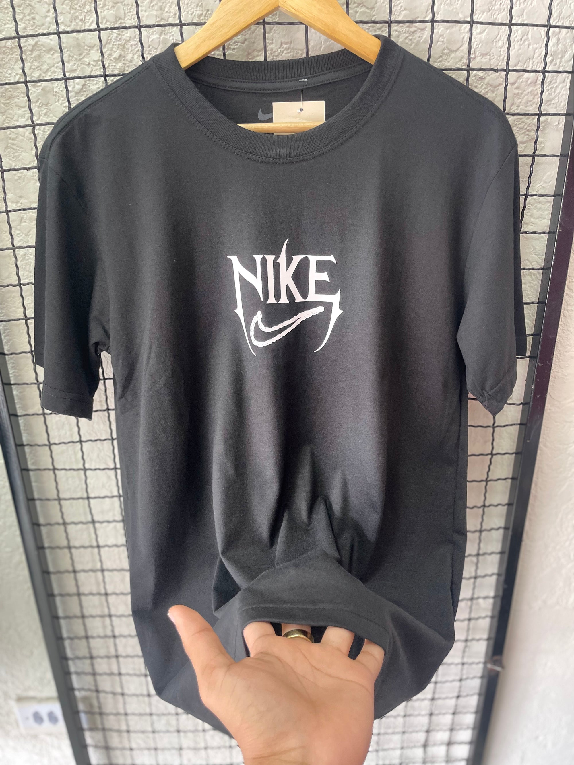 CAMISETA NK - PRETA
