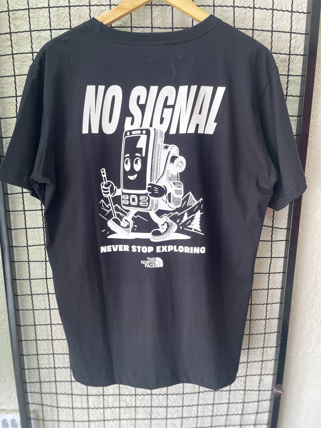 CAMISETA THE NORTH FACE - PRETA