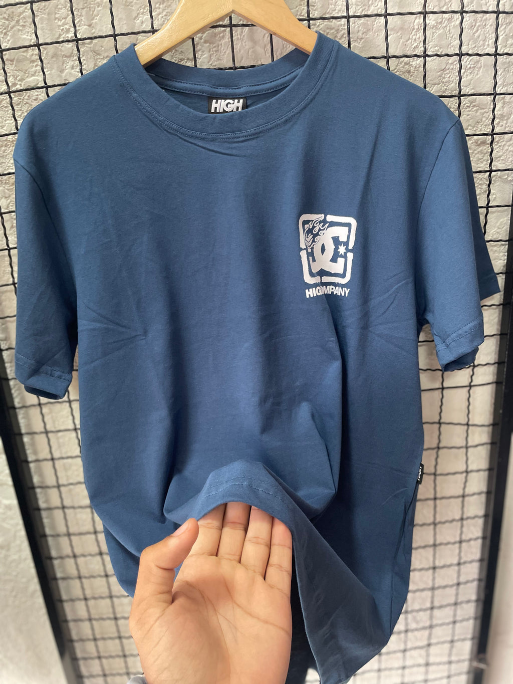 CAMISETA DC HIGH COMPANY - AZUL