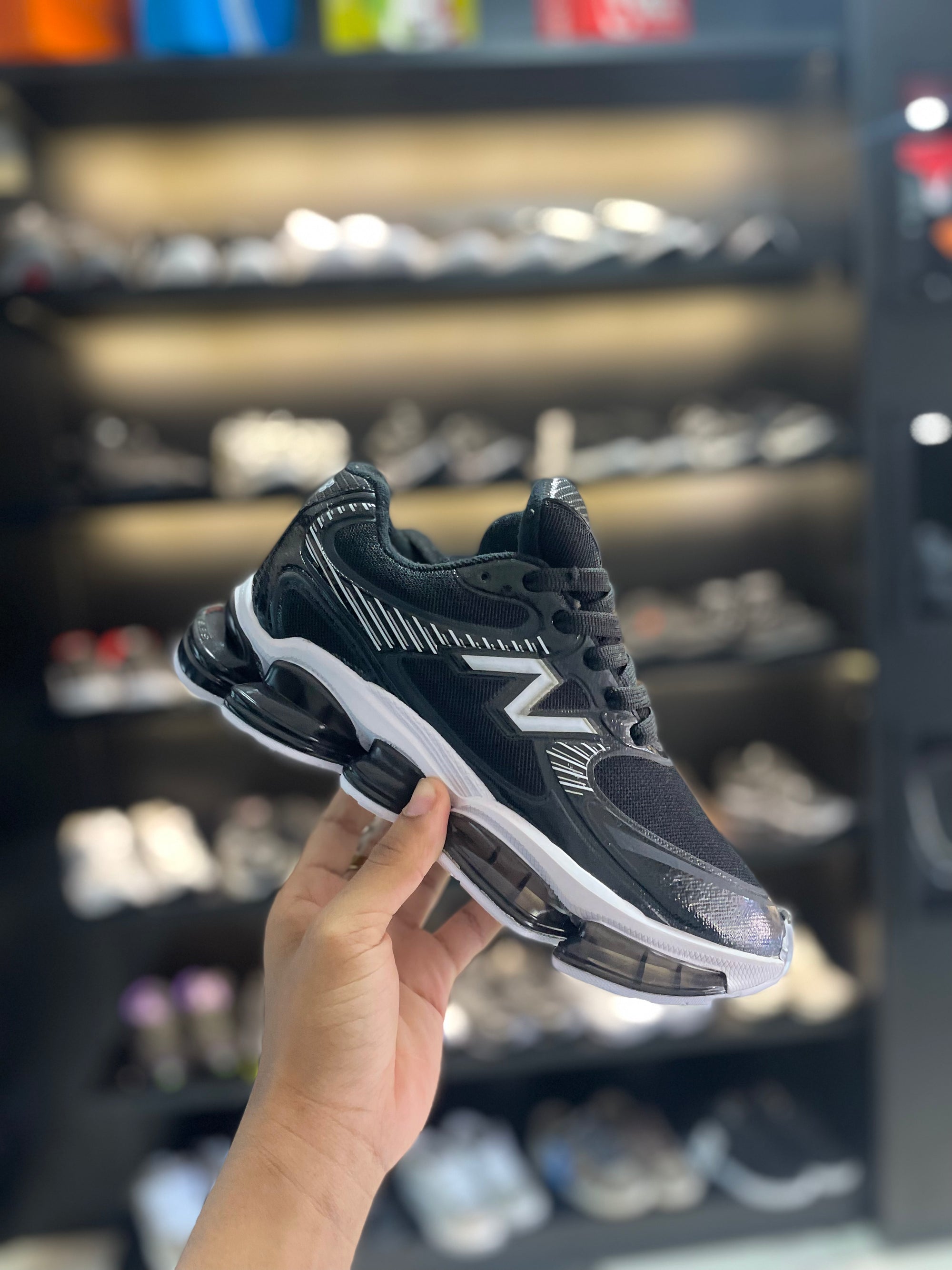 TÊNIS NEW BALANCE - PRETO