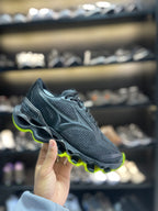 TÊNIS MIZUNO - PRETO