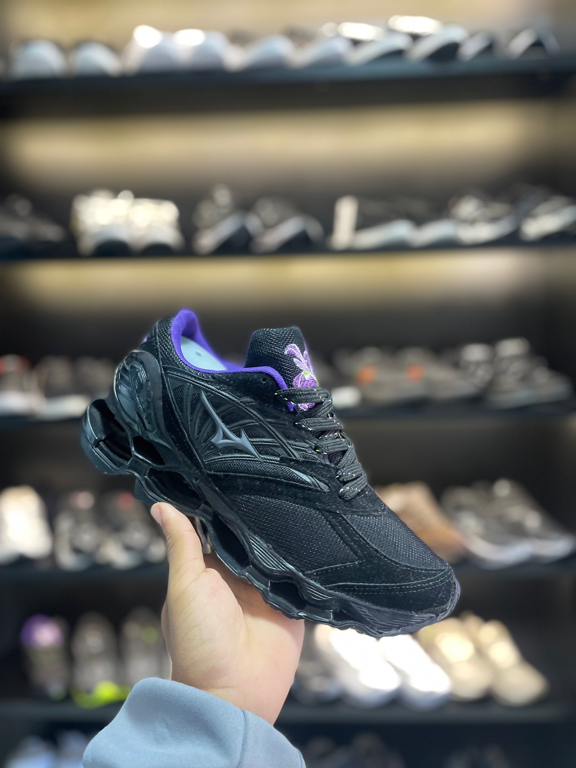 TÊNIS MIZUNO - PRETO