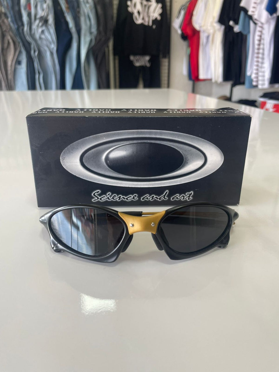 Óculos Oakley Romeo X-Metal Black/Gold