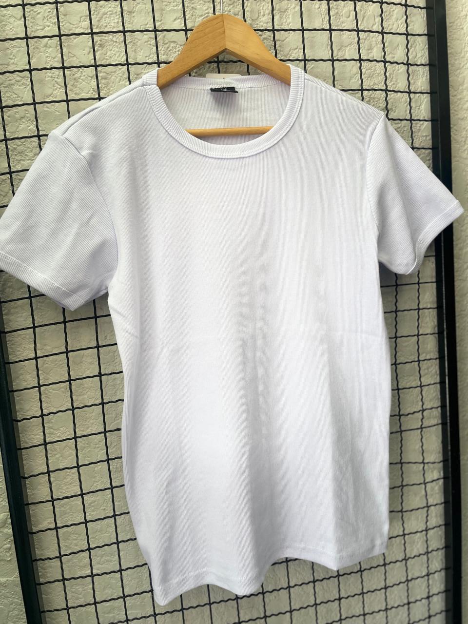 Camiseta Canelada - Branca